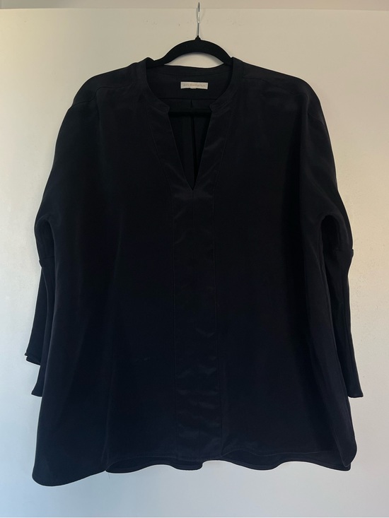 ANN MASHBURN Tops - Ann Mashburn V-Neck Tunic Top